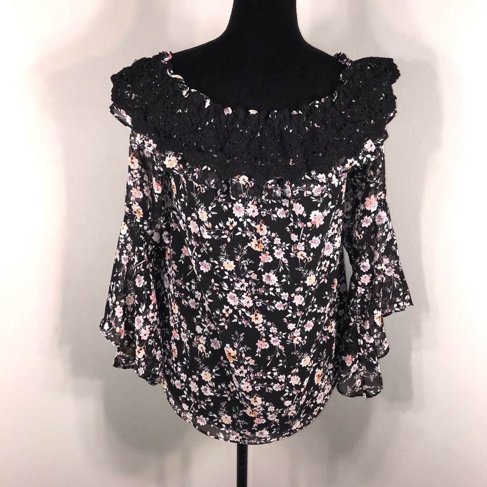 White House Black Market Floral Blouse Size small